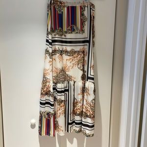 Brand new, beautiful Italian skirt